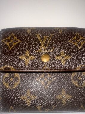 Louis Vuitton vintage monogram  Tan Leather Wallet with Gold Hardware